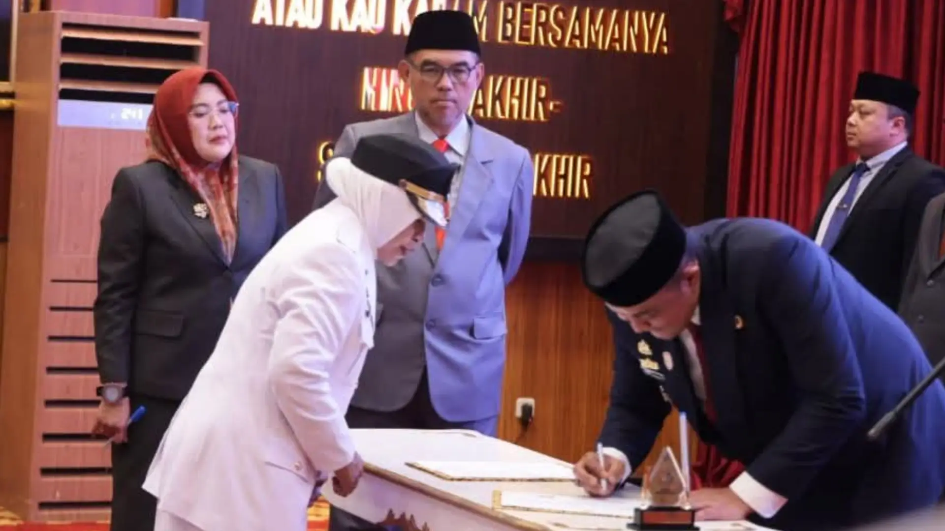 Perkuat Birokrasi, Bupati Bogor Lantik 32 Pejabat