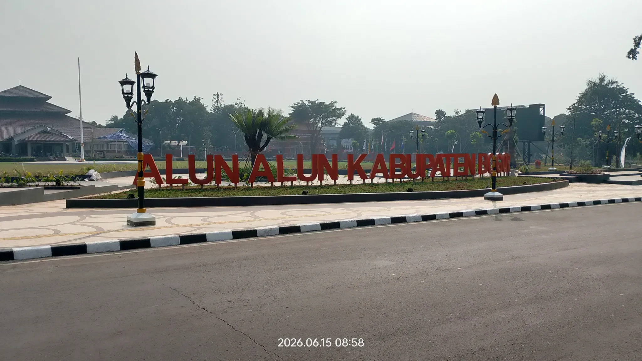 Alun-Alun Kabupaten Bogor di Tegar Beriman Cibinong Mulai Menunjukkan Pesonanya, Begini Kata Masyarakat!!